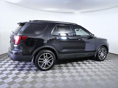 Used 2017 Ford Explorer - photo 2