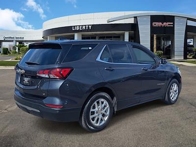 Used 2022 Chevrolet Equinox - photo 1