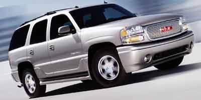 Used 2004 GMC Yukon - photo 1