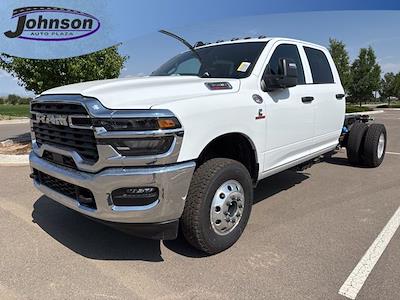2025 Ram 3500 Crew Cab DRW 4x4 Cab Chassis for sale #C561162 - photo 1
