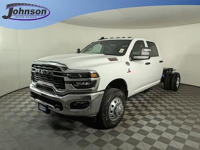 2025 Ram 3500 Crew Cab DRW 4x4 Cab Chassis for sale #C561164 - photo 1