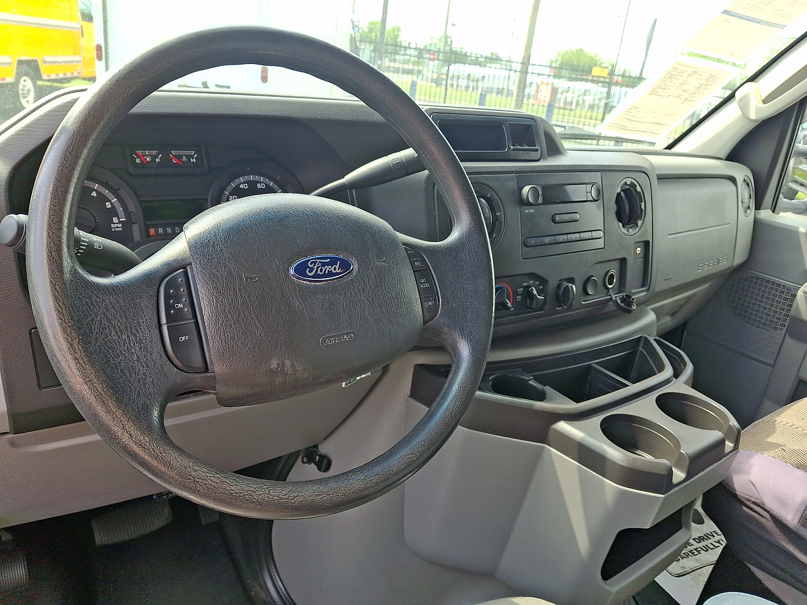 Used 2016 Ford E-350 - photo 13