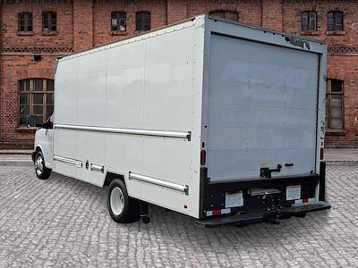 2019 GMC Savana 3500 DRW 4x2 Box Van for sale #323993 - photo 2