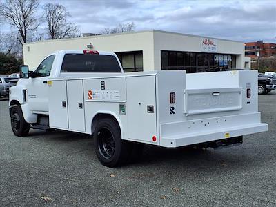 2023 Chevrolet Silverado 5500 Regular Cab DRW 4x2, Reading SL Service Body Service Truck for sale #CM2383 - photo 2