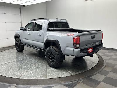 Used 2019 Toyota Tacoma - photo 1