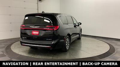 Used 2022 Chrysler Pacifica Hybrid Touring L FWD Minivan for sale #T3354 - photo 2