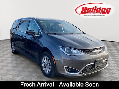 2018 Chrysler Pacifica FWD Minivan for sale #T7734A - photo 1