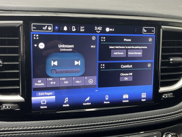 Used 2023 Chrysler Pacifica - photo 16