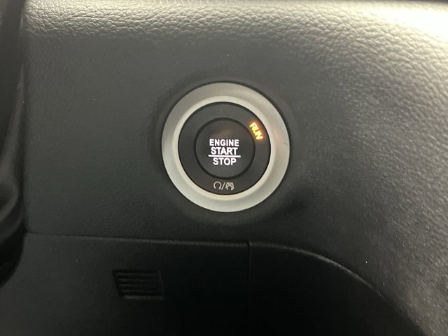 Used 2023 Chrysler Pacifica - photo 18