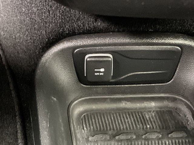 Used 2023 Chrysler Pacifica - photo 21