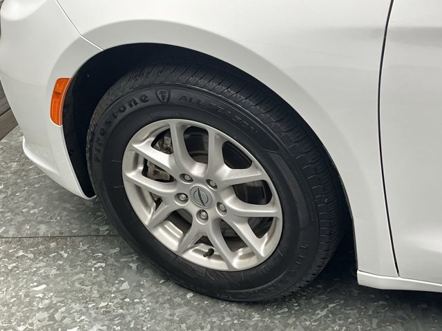 Used 2023 Chrysler Pacifica - photo 29