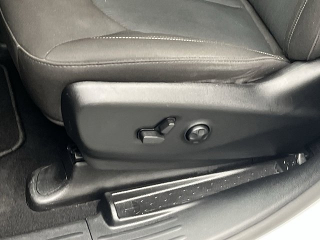 Used 2023 Chrysler Pacifica - photo 7