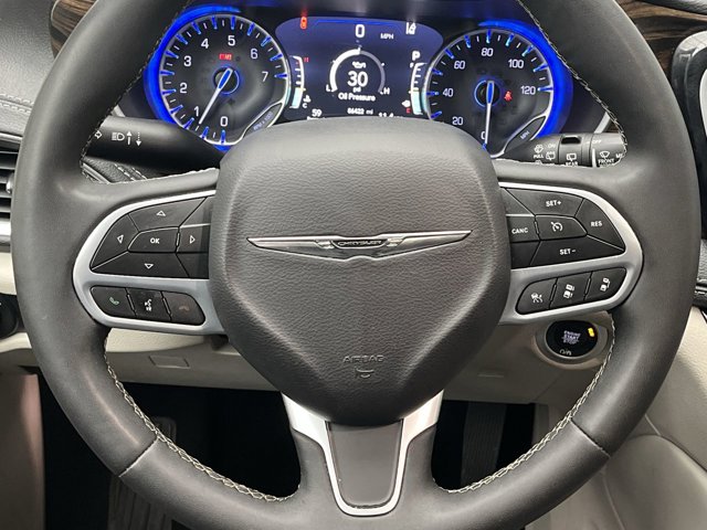 Used 2023 Chrysler Pacifica - photo 12