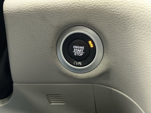 Used 2023 Chrysler Pacifica - photo 18