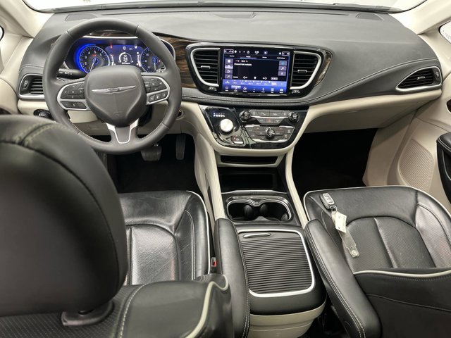 Used 2023 Chrysler Pacifica - photo 42