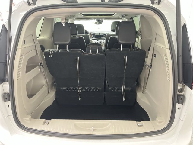 Used 2023 Chrysler Pacifica - photo 28