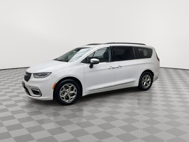 Used 2023 Chrysler Pacifica - photo 35