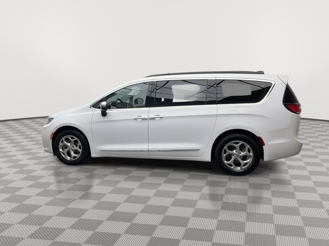 Used 2023 Chrysler Pacifica - photo 36
