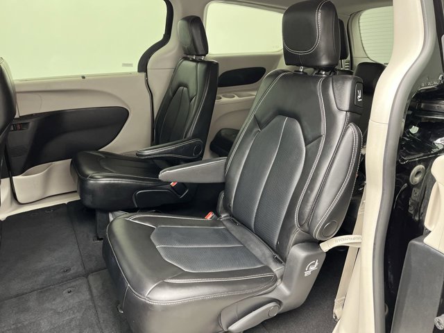 Used 2024 Chrysler Pacifica - photo 13