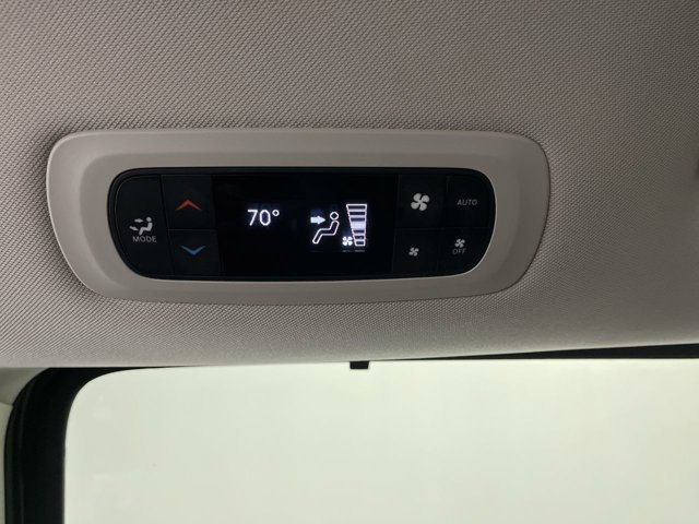 Used 2024 Chrysler Pacifica - photo 14