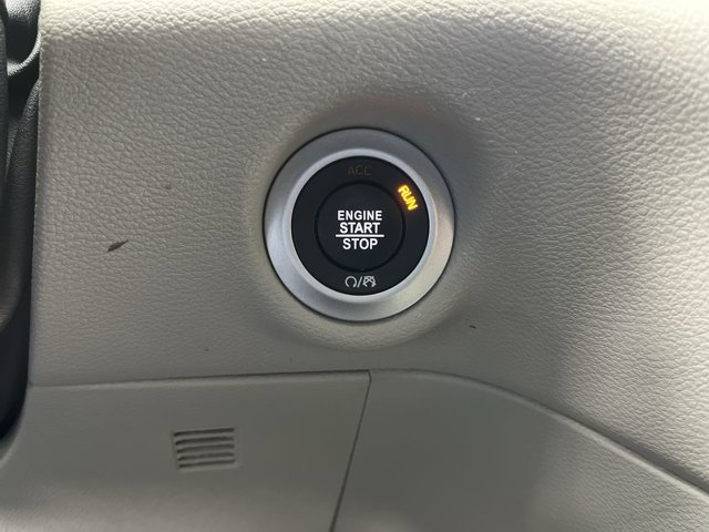 Used 2024 Chrysler Pacifica - photo 23
