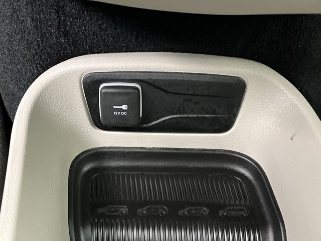 Used 2024 Chrysler Pacifica - photo 20