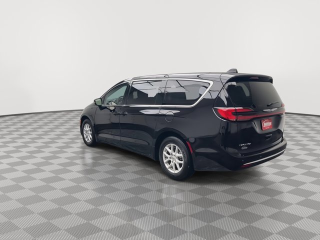 Used 2024 Chrysler Pacifica - photo 34