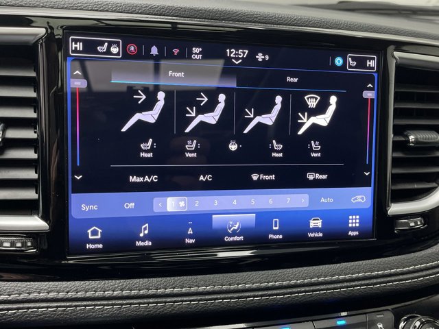 Used 2024 Chrysler Pacifica - photo 20