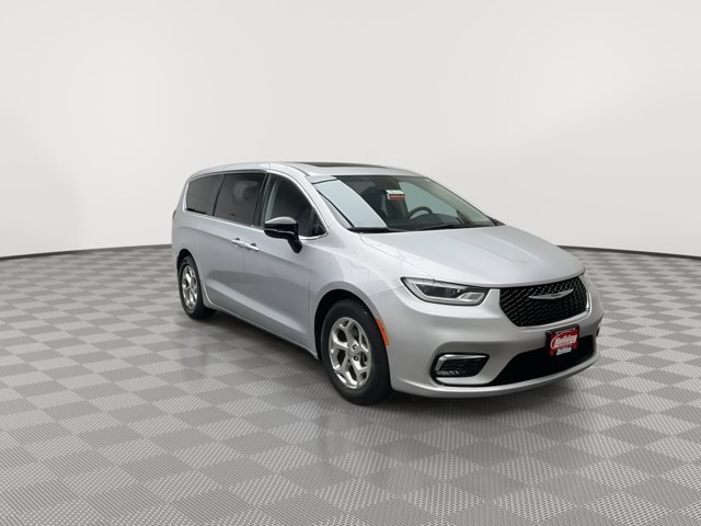 Used 2024 Chrysler Pacifica - photo 36
