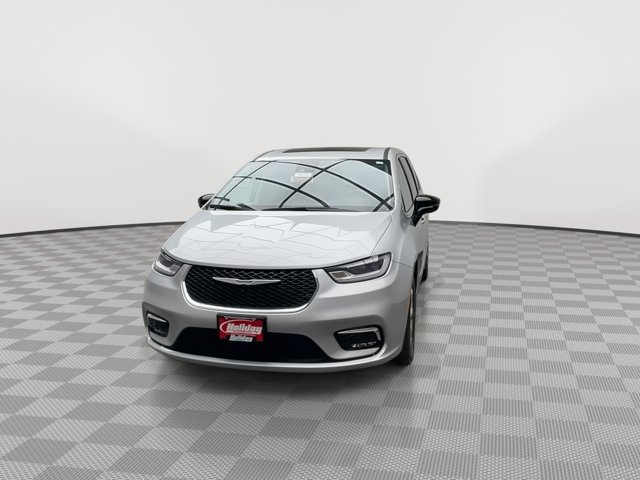 Used 2024 Chrysler Pacifica - photo 37