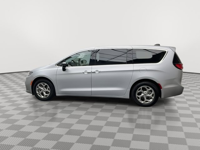 Used 2024 Chrysler Pacifica - photo 39