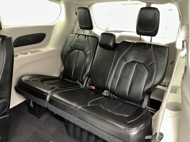 Used 2024 Chrysler Pacifica - photo 15