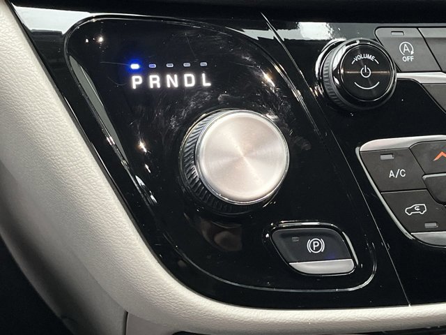 Used 2024 Chrysler Pacifica - photo 28
