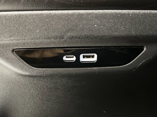Used 2024 Chrysler Pacifica - photo 14