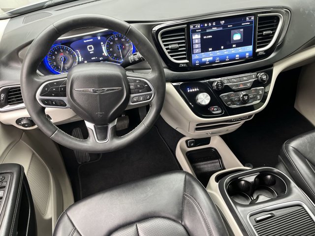 Used 2024 Chrysler Pacifica - photo 16
