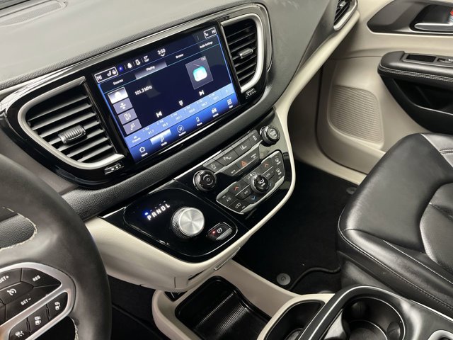 Used 2024 Chrysler Pacifica - photo 19