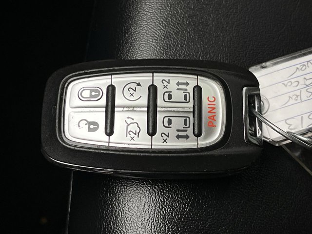 Used 2024 Chrysler Pacifica - photo 29