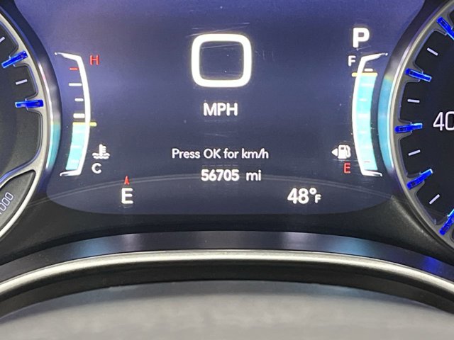 Used 2023 Chrysler Pacifica - photo 18