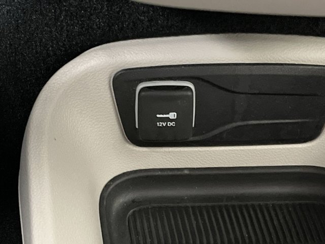 Used 2023 Chrysler Pacifica - photo 26