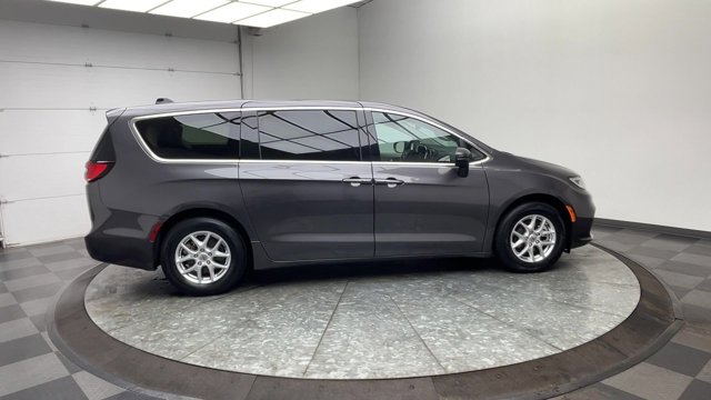 Used 2023 Chrysler Pacifica - photo 40
