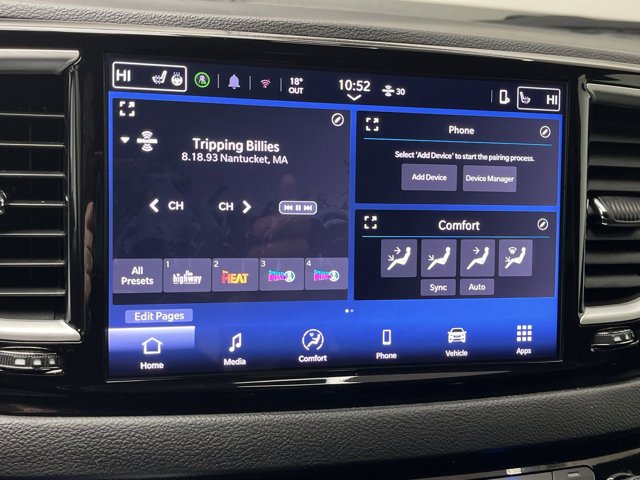 Used 2025 Chrysler Pacifica - photo 17