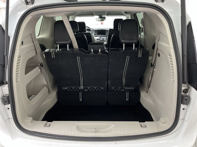 Used 2023 Chrysler Pacifica - photo 31