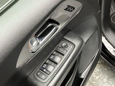 Used 2025 Chrysler Pacifica - photo 1