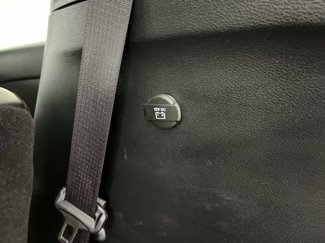 Used 2025 Chrysler Pacifica - photo 32