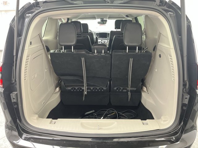 Used 2023 Chrysler Pacifica - photo 26