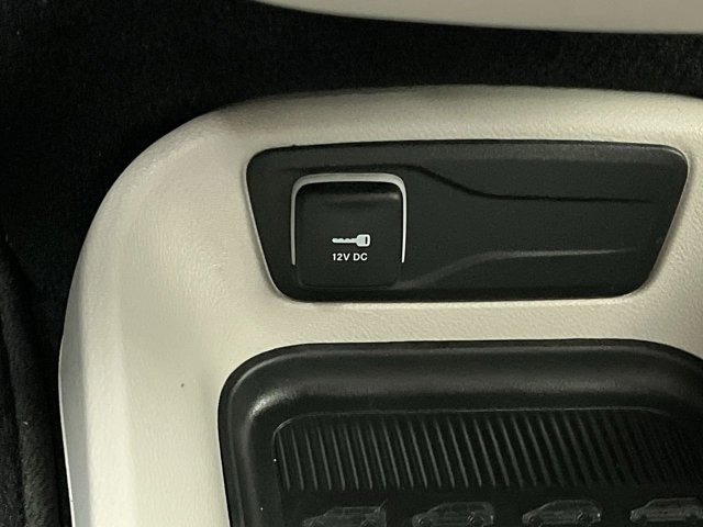 Used 2024 Chrysler Pacifica - photo 21