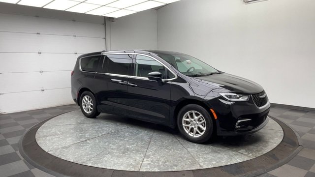 Used 2024 Chrysler Pacifica - photo 37