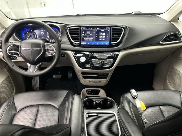 Used 2024 Chrysler Pacifica - photo 15