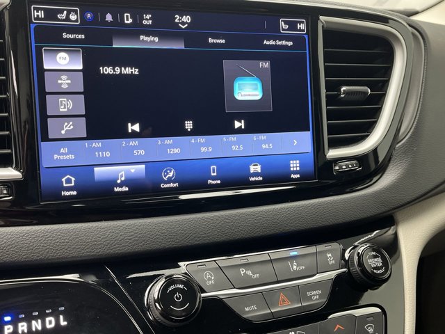 Used 2024 Chrysler Pacifica - photo 20