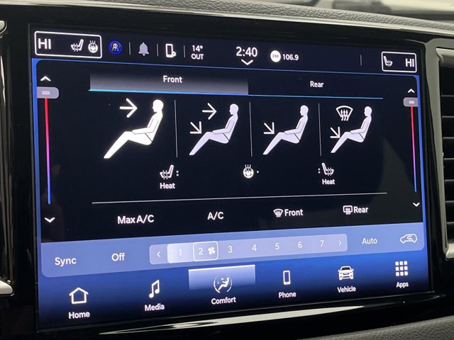 Used 2024 Chrysler Pacifica - photo 22